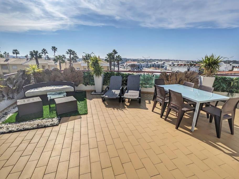 Penthouse With Sea View & Private Terrace Lägenhet Guia  Exteriör bild